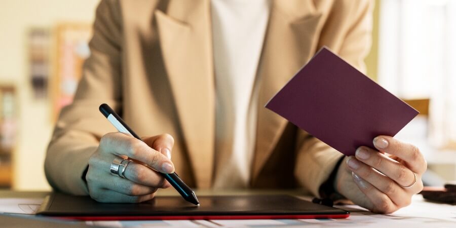 La prohibición de expedición o retirada del pasaporte del menor en riesgo de sustracción internacional